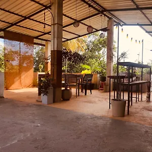 Airport Layover Bed and breakfast Katunayaka